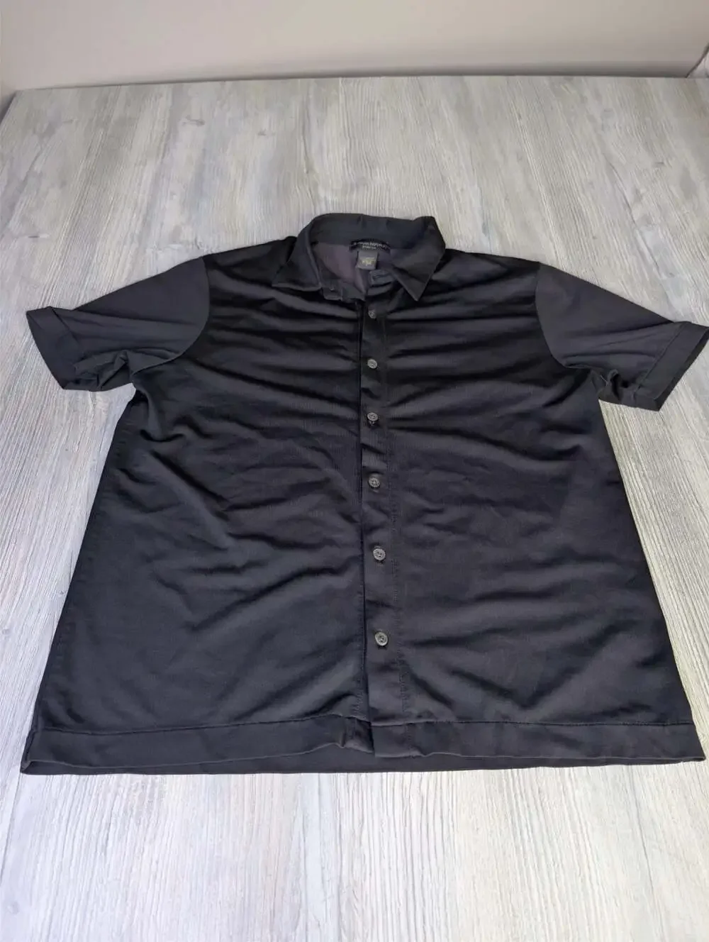 Banana Republic Stretch Men's Short Sleeve Button-Down Performance Shirt
